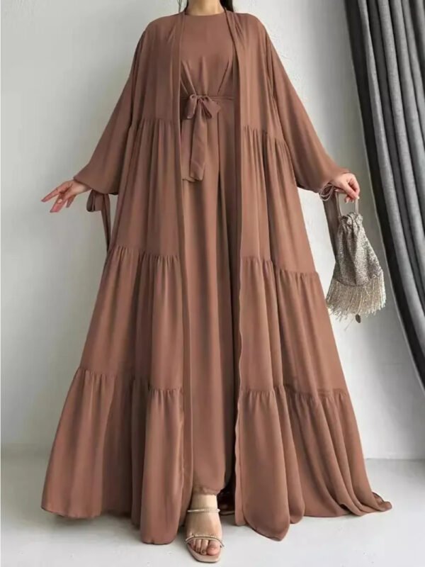 ⁦طقم من قطعتين من الفساتين الإسلامية للنساء⁩ - الصورة ⁦2⁩
